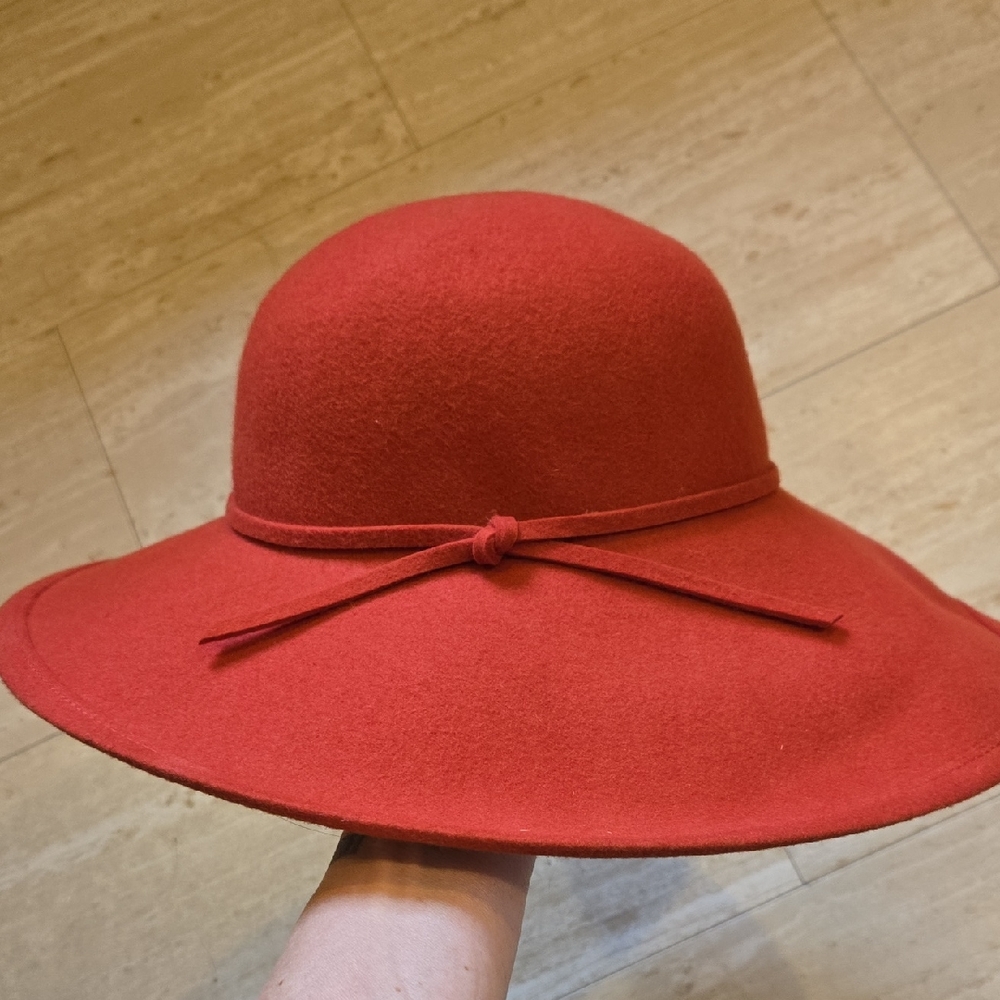 Giovannio Florence New York Burnt Orange Derby Hat